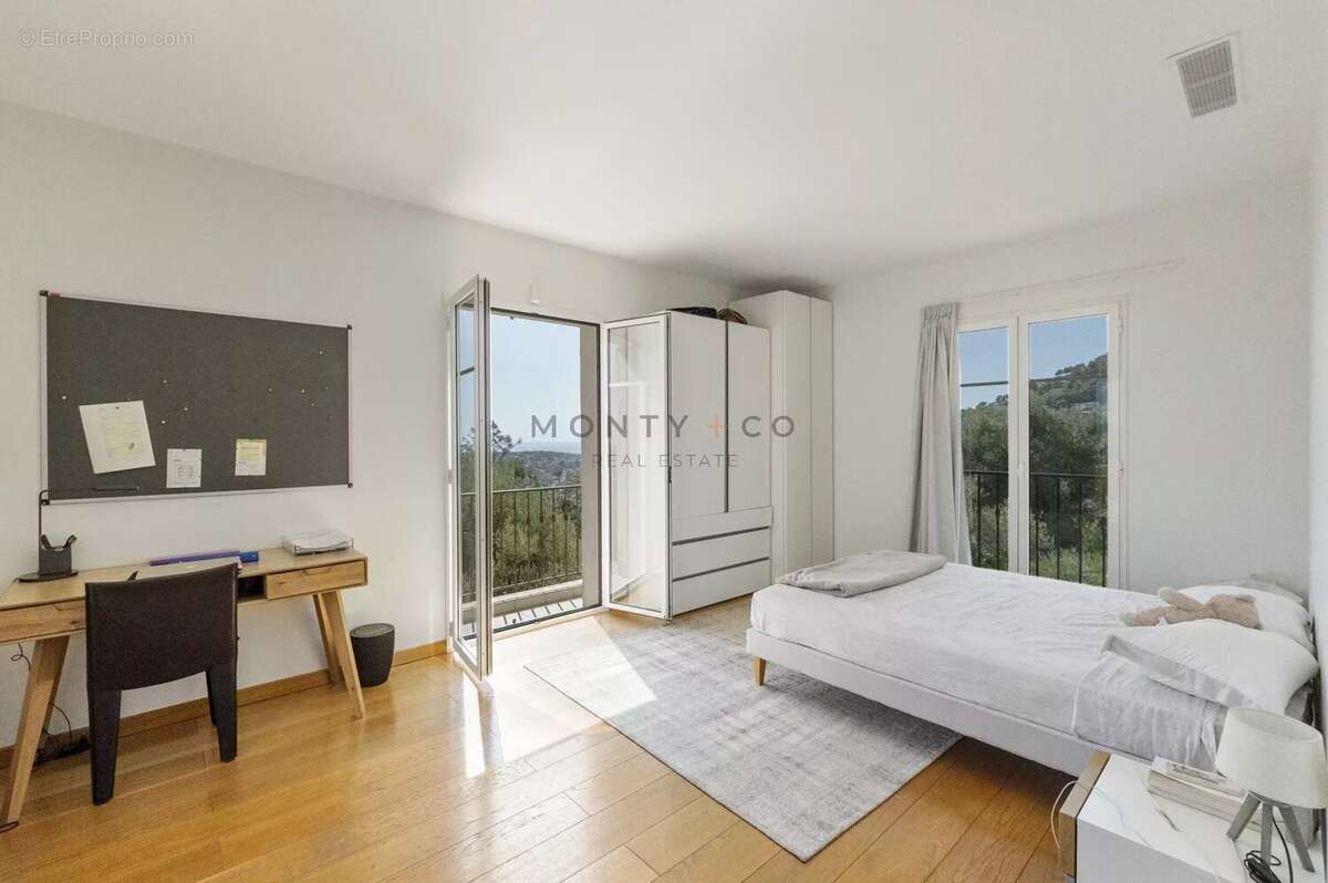 Vente Bastide Vue Mer Panoramique à Menton - photo 13