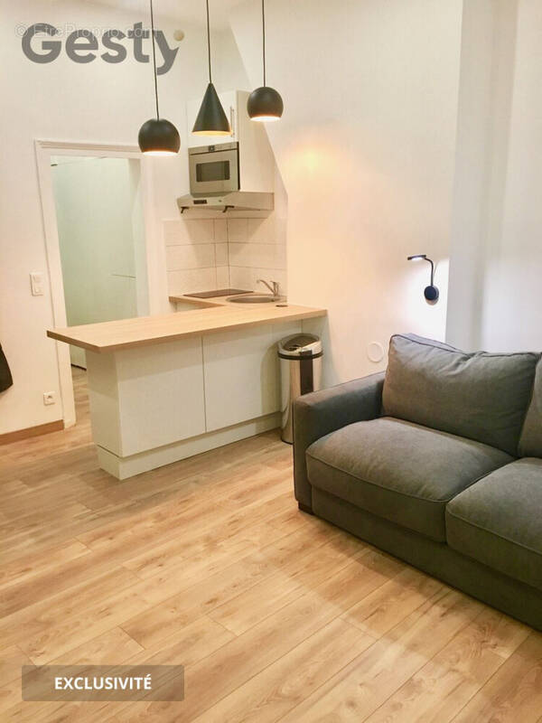 Appartement à PARIS-2E