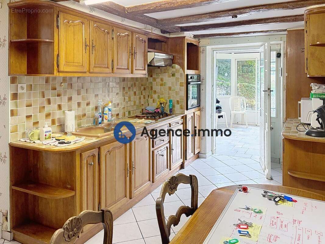 Maison à CINQ-MARS-LA-PILE