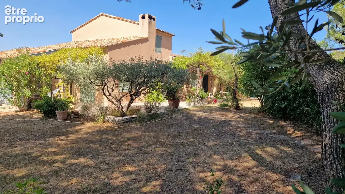 Langlade, en vaunage, villa traditionnelle r+1 avec dependances - photo 23
