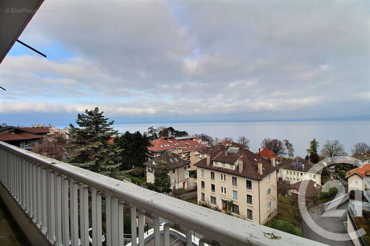 Appartement à EVIAN-LES-BAINS