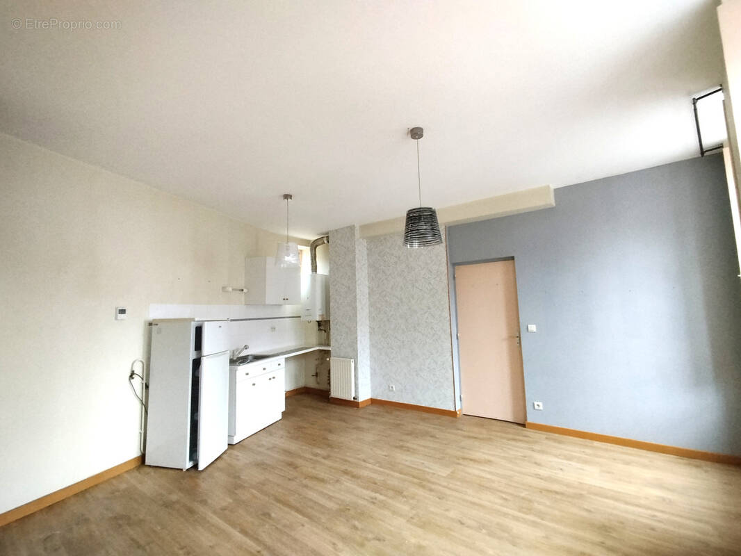Appartement à FOUGERES
