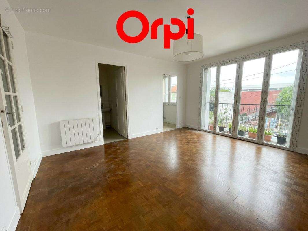 Appartement à ATHIS-MONS