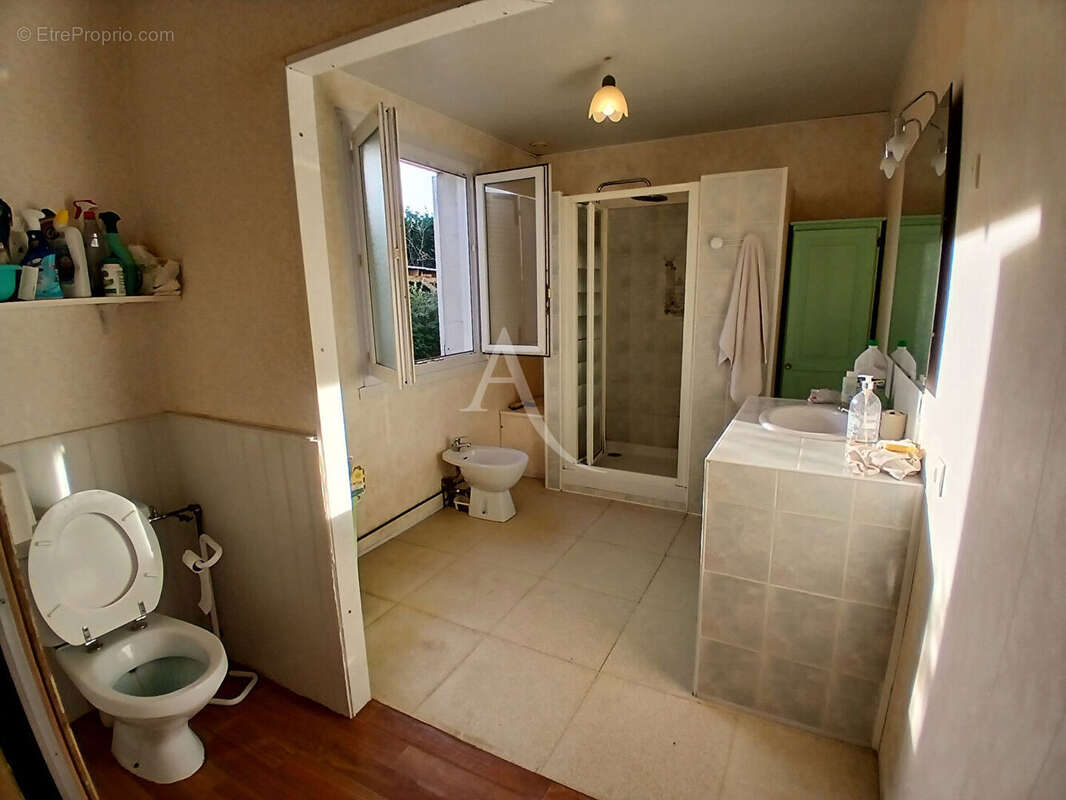 Maison à MONTPELLIER-DE-MEDILLAN