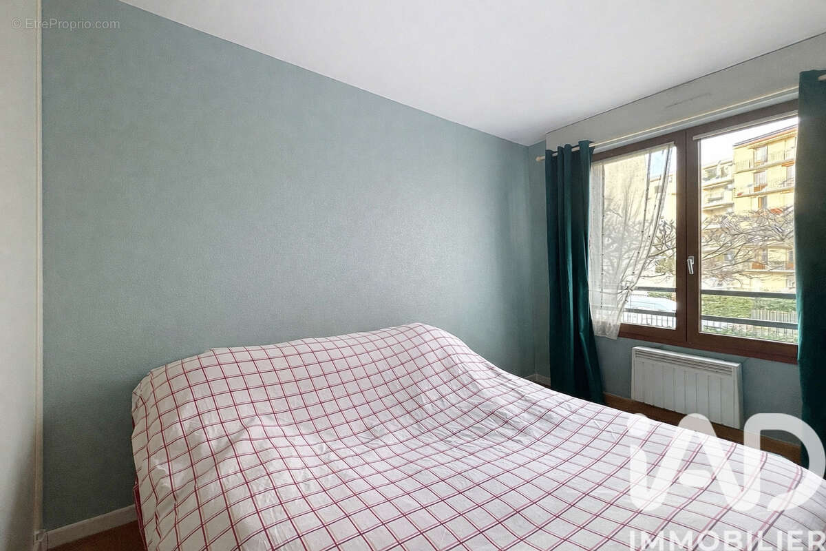 Photo 7 - Appartement à LA GARENNE-COLOMBES