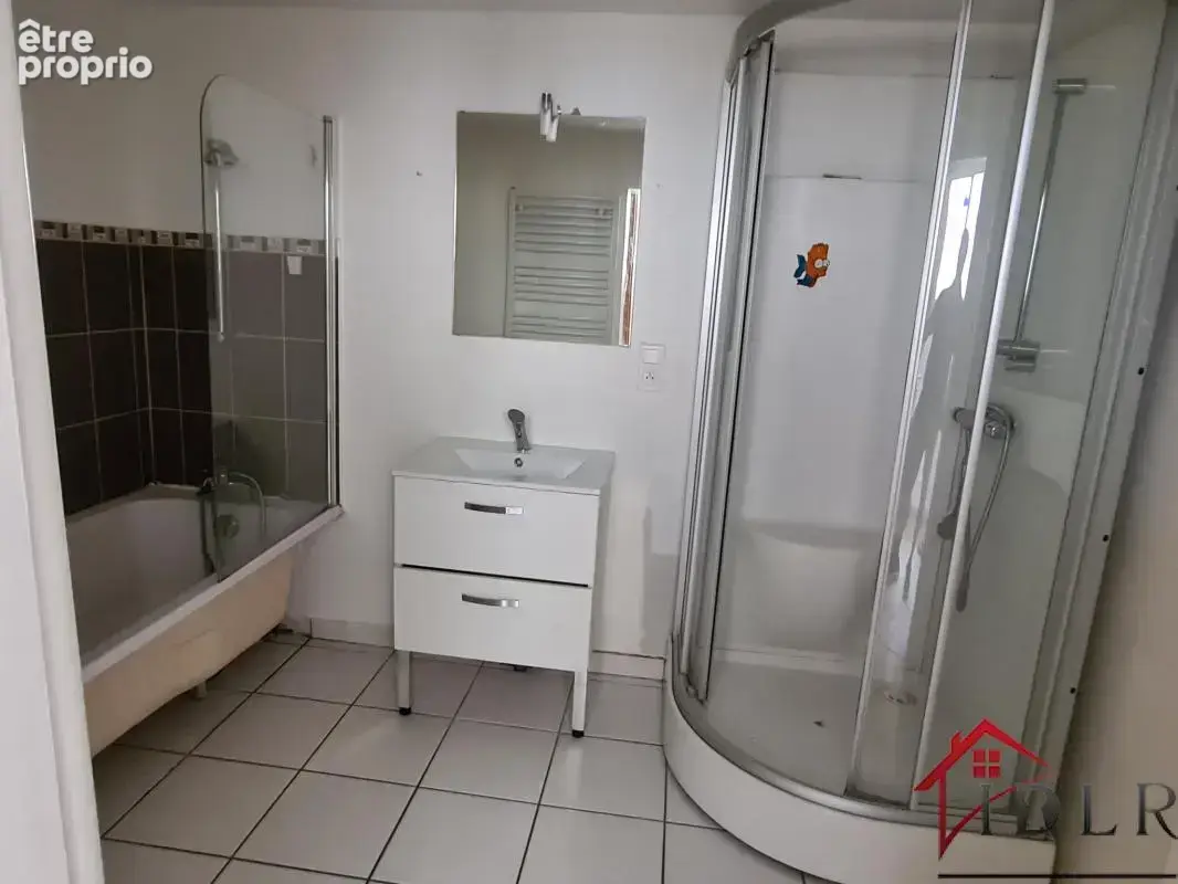 Ensemble immobilier - photo 12