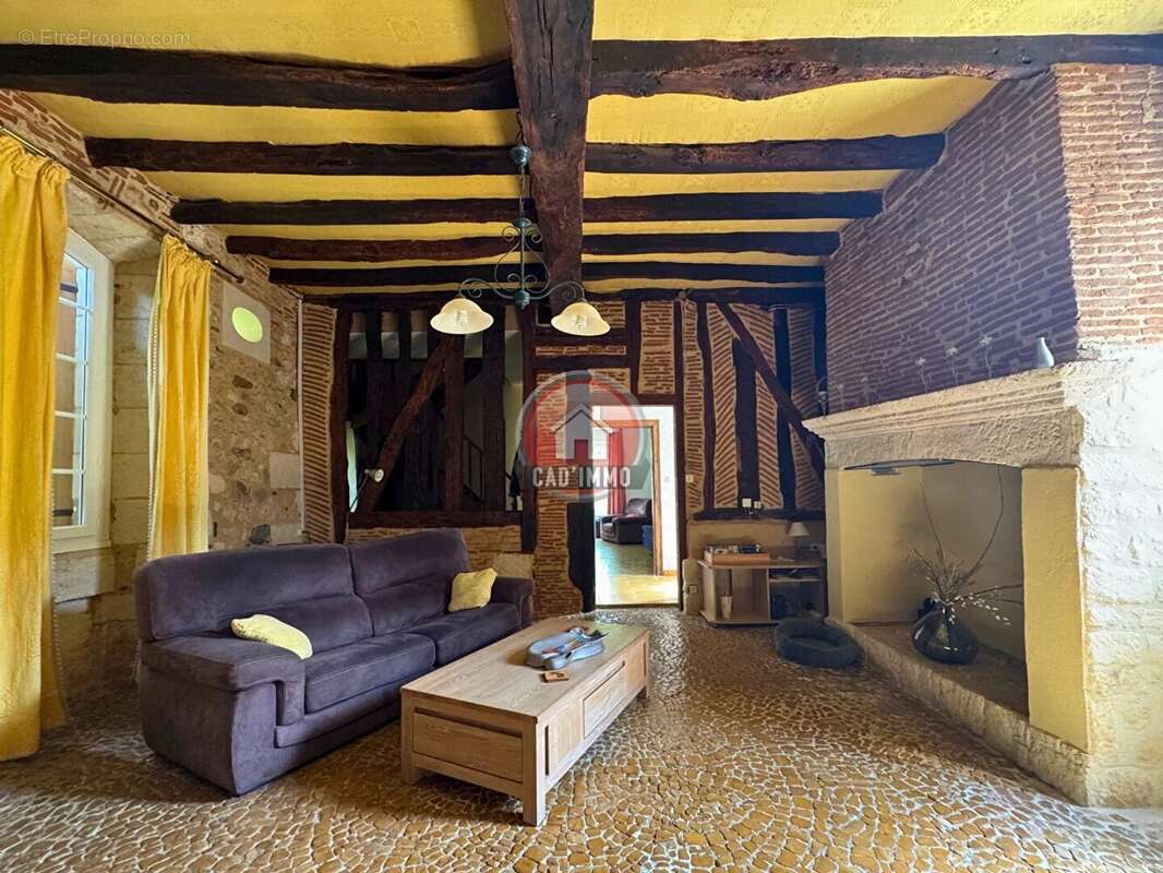 Maison à LEMBRAS