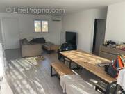 Maison à SAINT-JULIEN-LES-ROSIERS