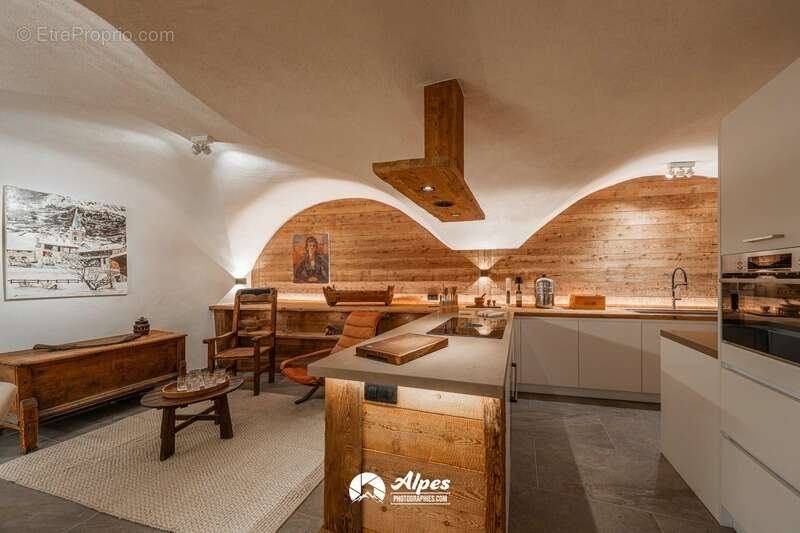 Appartement à LA SALLE-LES-ALPES