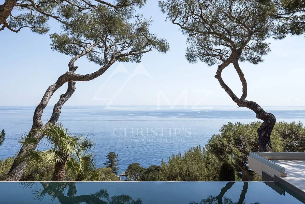 Maison à EZE