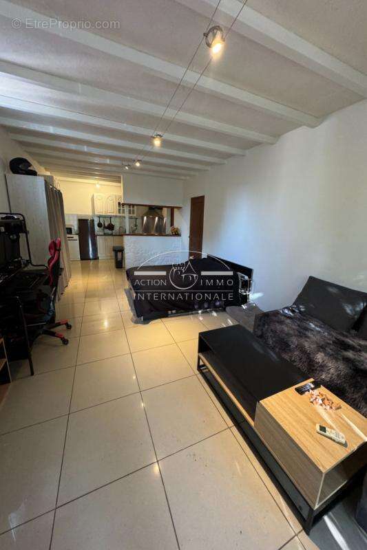 Maison à SAINT-MARTIN-DE-CRAU