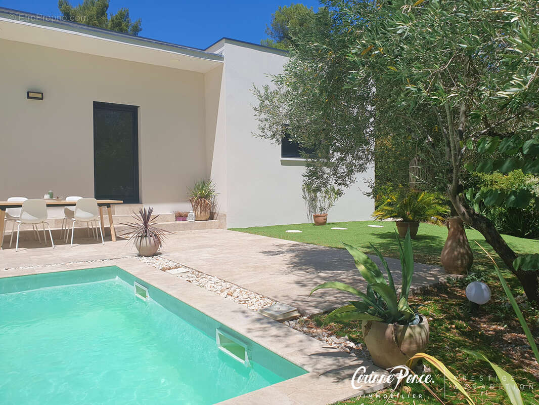 Nîmes, élégance contemporaine de plain pied Corinne Ponce immobilier - photo 19