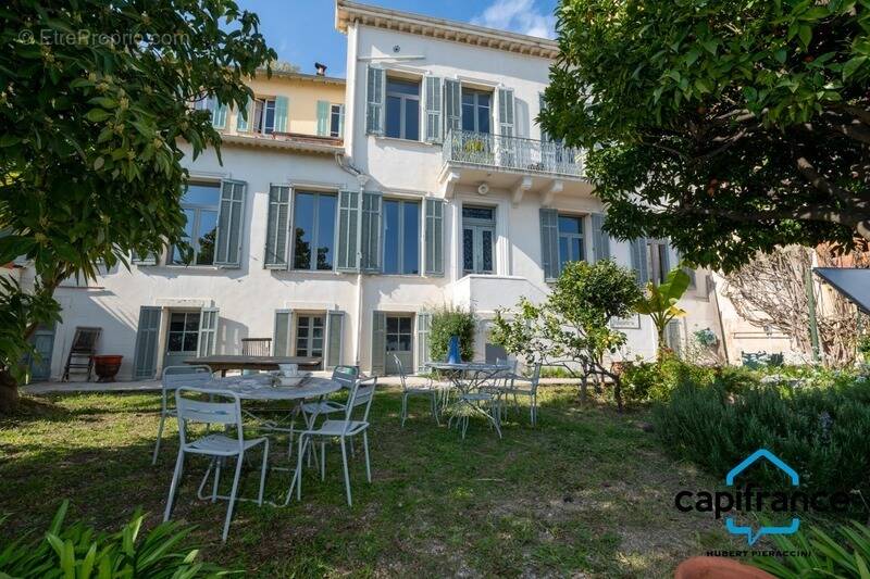 Appartement à GRASSE