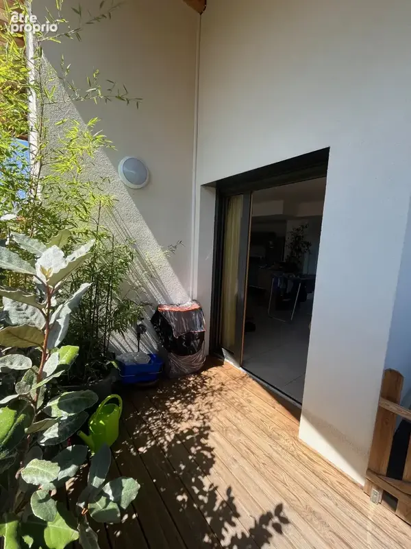 Saint-bonnet-les-oules   appartement t2 de standing avec terrasse privative - photo 9