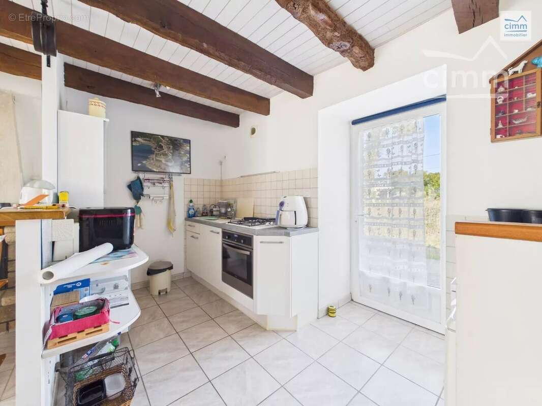 Maison à LES BRULAIS