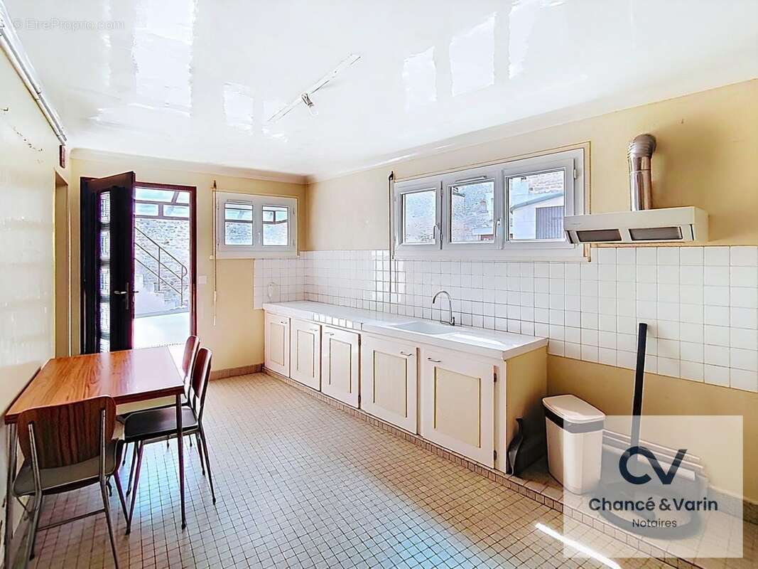 Maison 113 m² à Mezidon-Canon  - photo 7