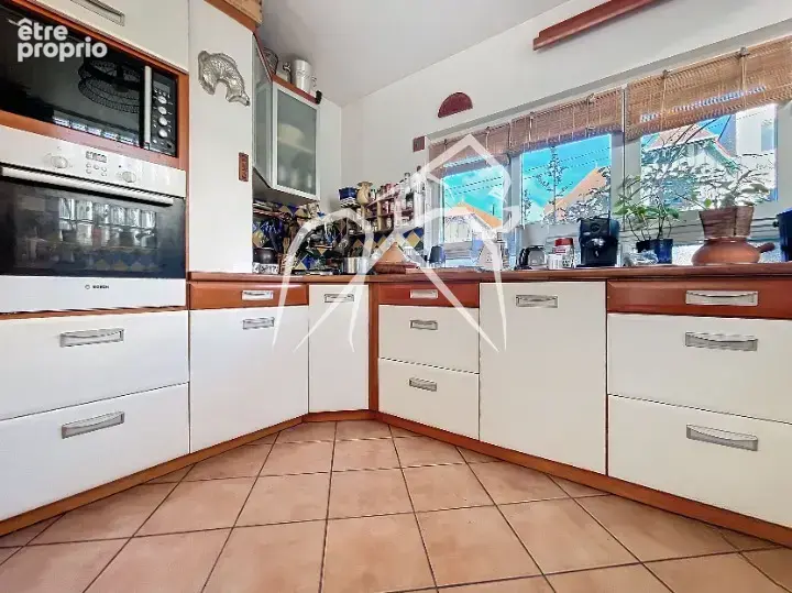 Maison familiale 7 pièces avec jardin, 5 chambres, piscine et double accès – Rouen – 161 m² - photo 6
