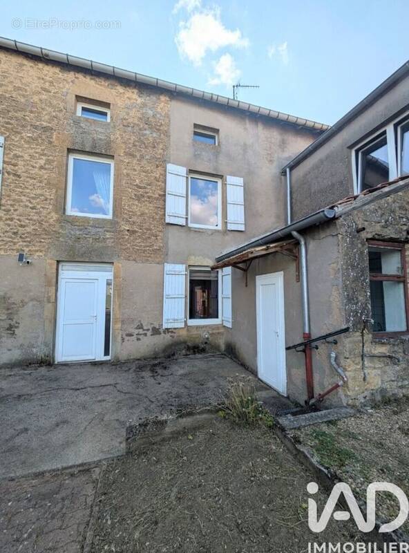 Photo 1 - Maison à MERCY-LE-BAS