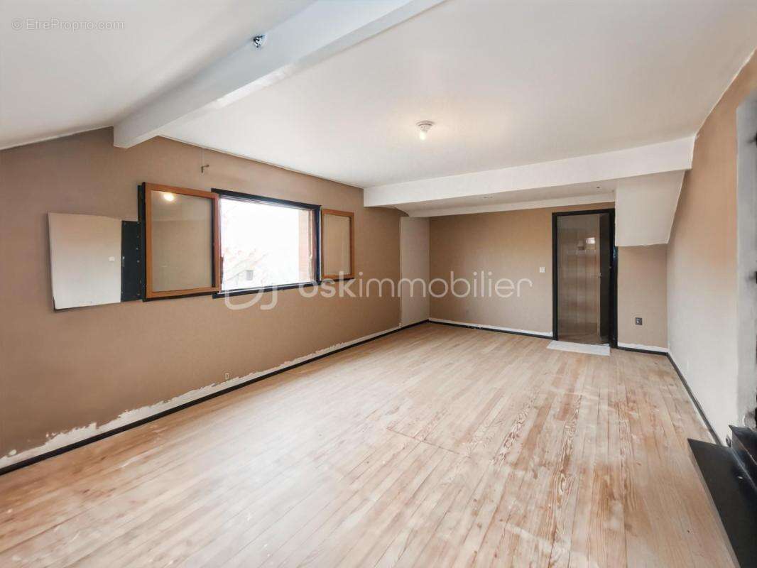 Maison à GOUSSAINVILLE