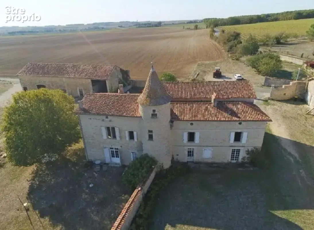 Photo Maison à Verteuil-Sur-Charente au prix de 244 680€