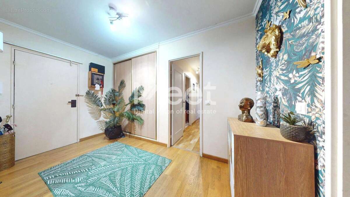 Appartement à ELANCOURT