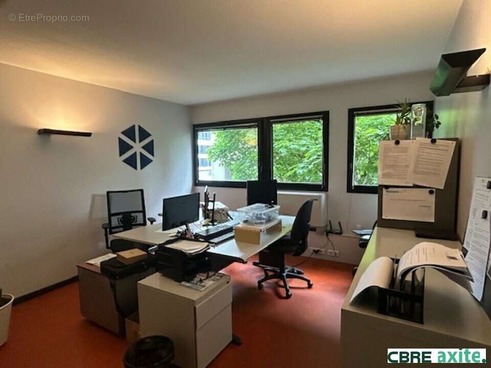 Commerce 765 m² à Meylan  - photo 6