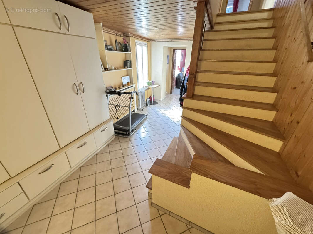 Maison à LA LANTERNE-ET-LES-ARMONTS