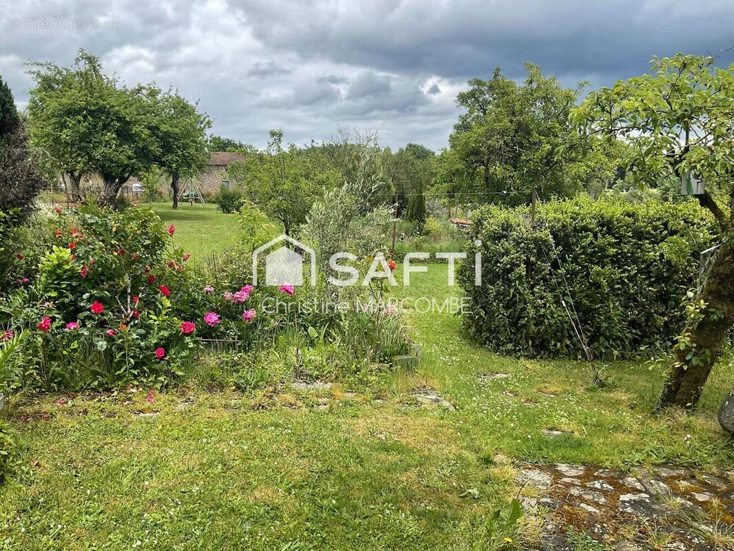 Photo 1 - Maison à MIALET