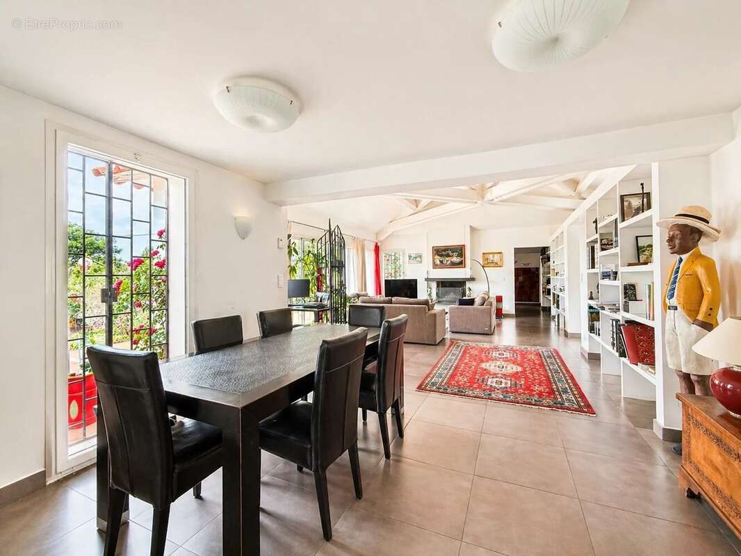 Maison à MOISSAC-BELLEVUE