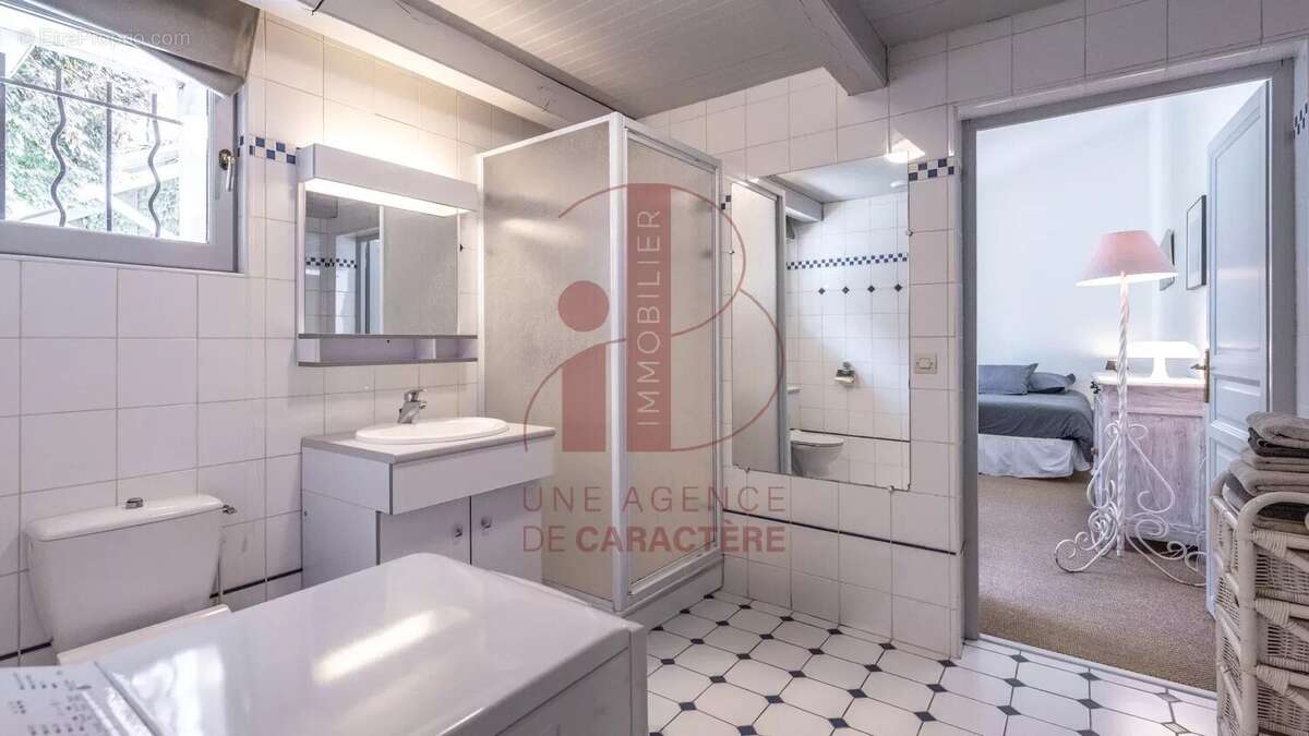 Maison à FONTAINEBLEAU