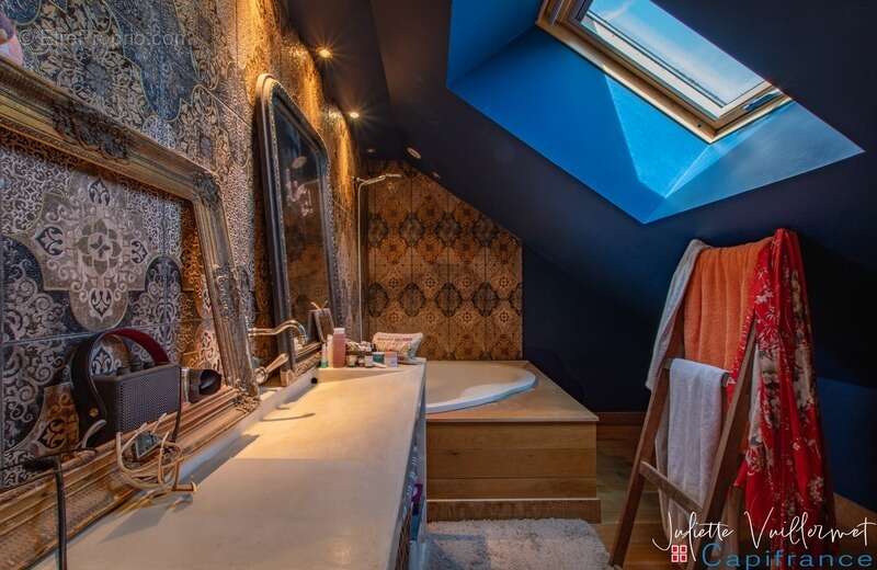 Appartement à AIX-LES-BAINS