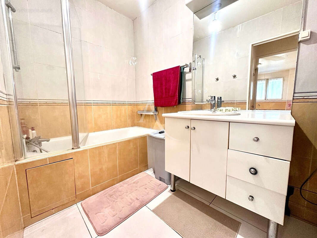 Appartement à LOGNES