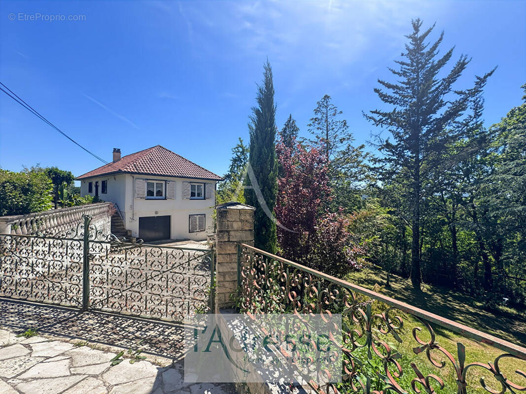Maison à PUY-L'EVEQUE