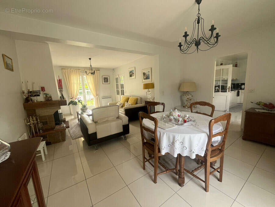 Maison à NOGENT-SUR-OISE