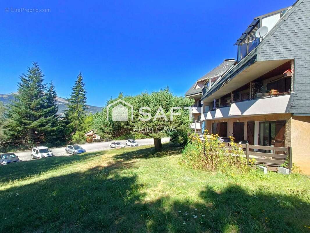 Photo 2 - Appartement à SEYNE