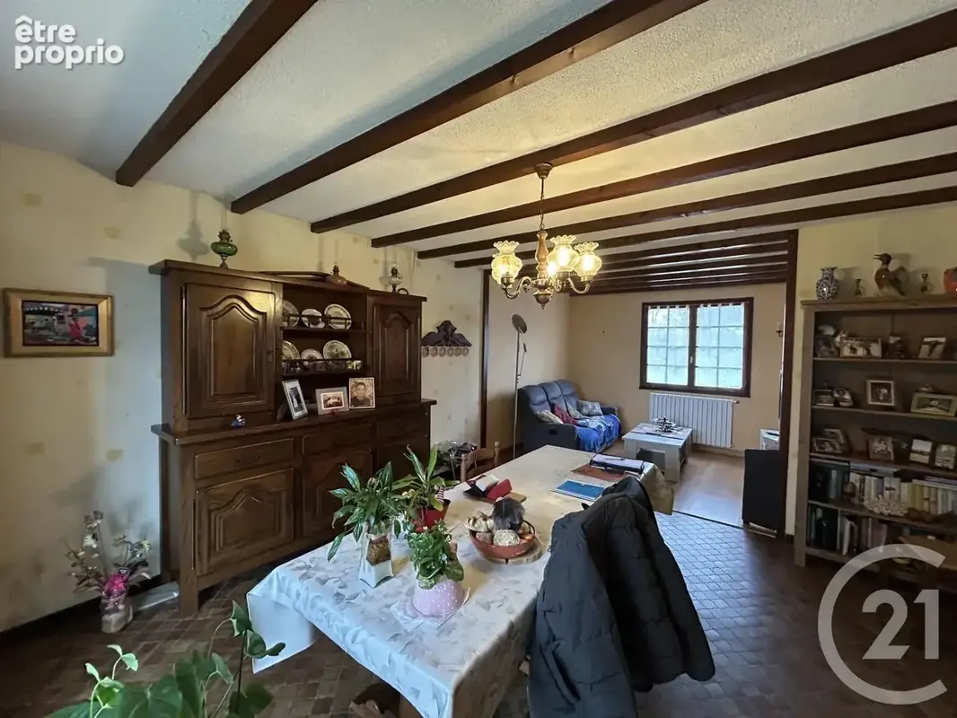 Maison 4 pièces 88 m² à vendre à Les Eglisottes-Et-Chalaures (33230) - photo 3