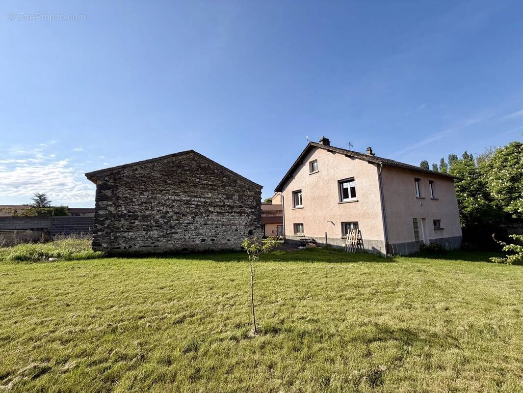 Maison à MARTRES-SUR-MORGE