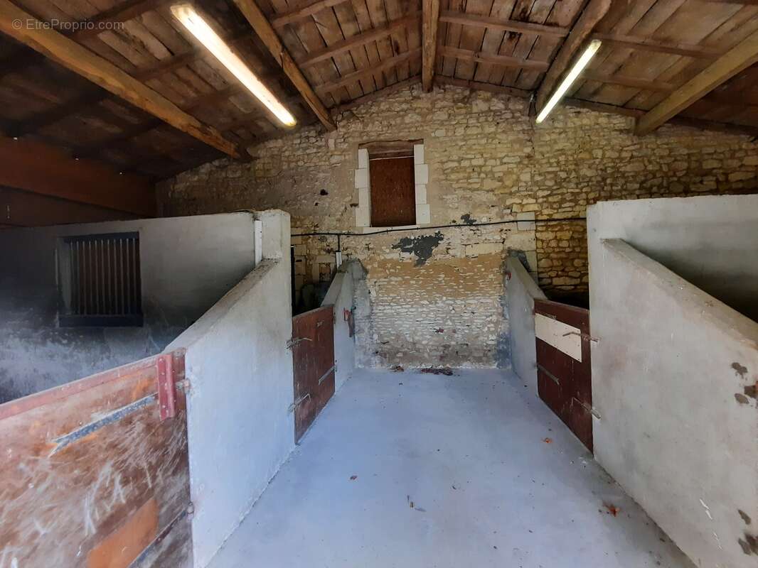 Maison à COZES