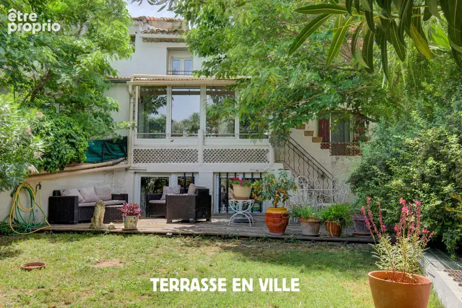 Pélissanne - t 5/6 - maison-de-ville 207m2 - jardin - 499 000 € - photo 2