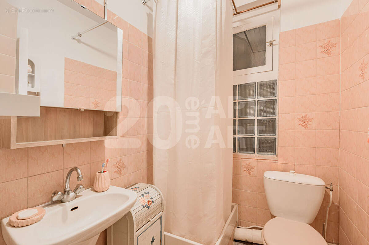 Appartement à PARIS-20E