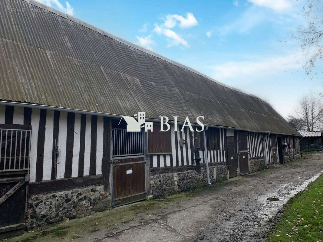 Maison à LE NOYER-EN-OUCHE