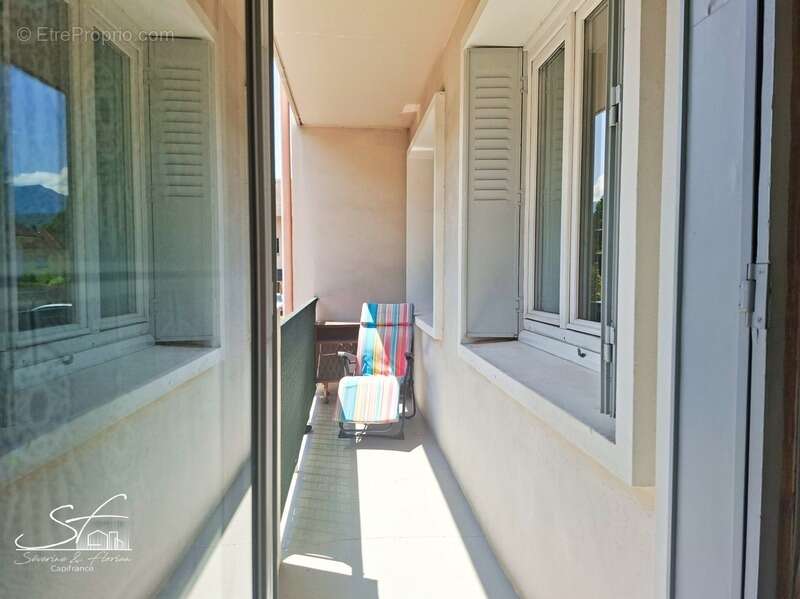Appartement à BARBERAZ