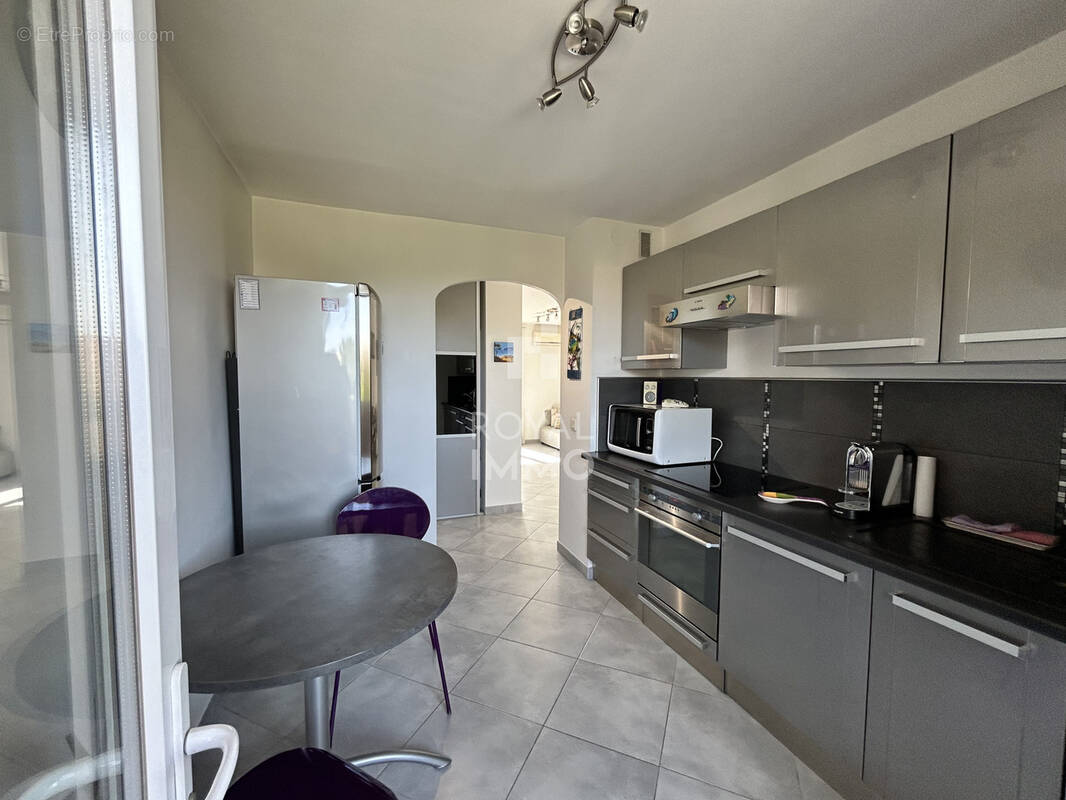Appartement à HYERES