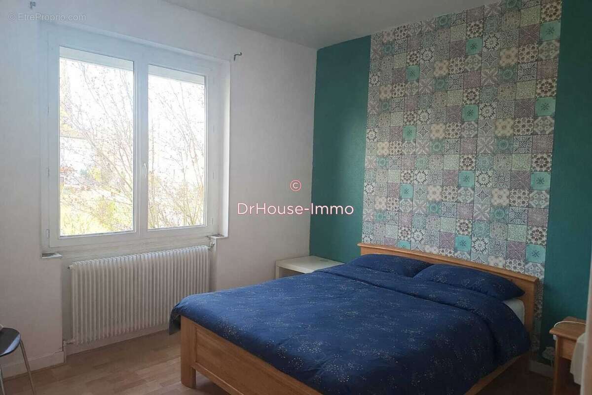 Maison 91 m² à Lavergne  - photo 35