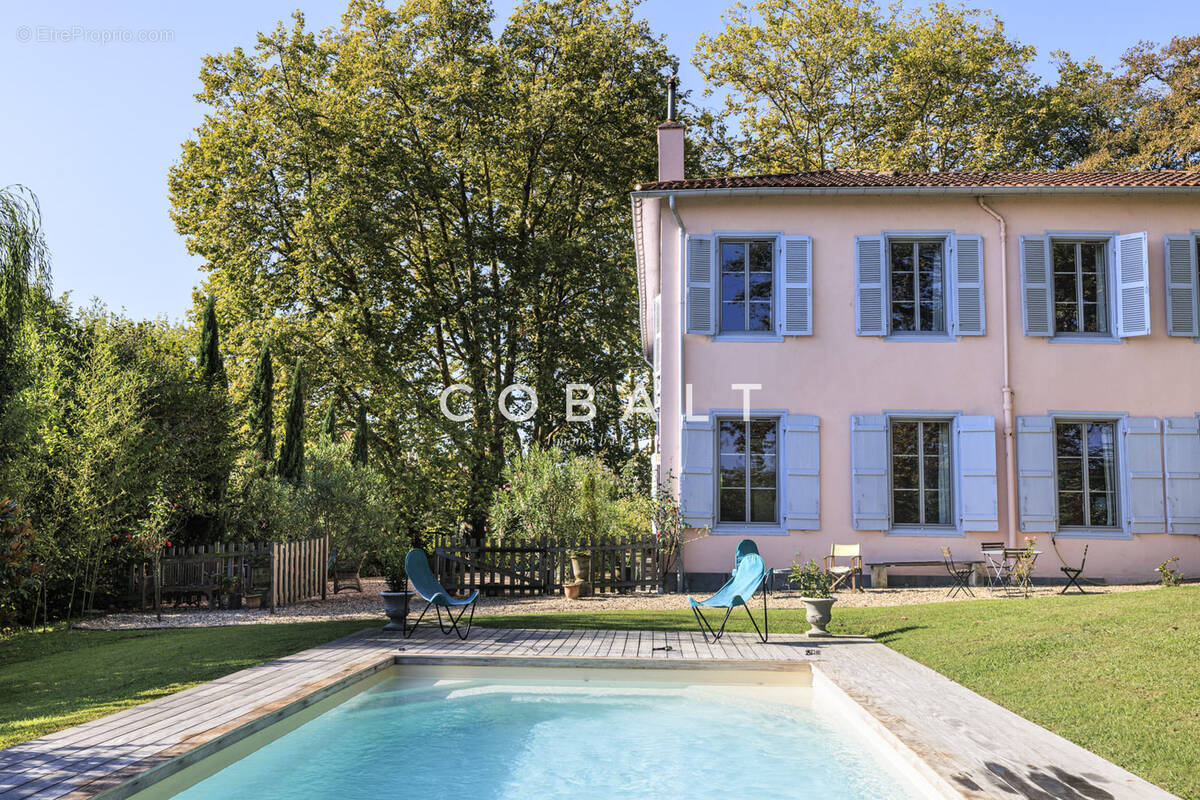 Maison à SAINT-PIERRE-D'IRUBE