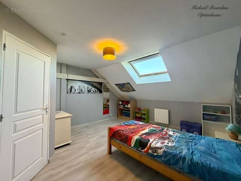 Maison à PONTVALLAIN