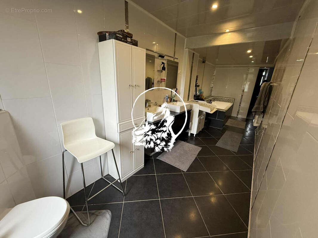 Maison à CHATEAU-SALINS