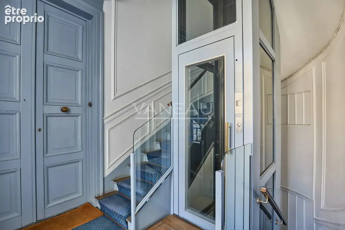 Nouvelle Athènes - 2 pièces d'exception mêlant charme de l'ancien et ambiance loft - - photo 10
