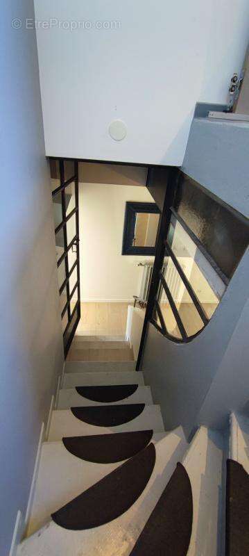 Maison à VAULX-EN-VELIN