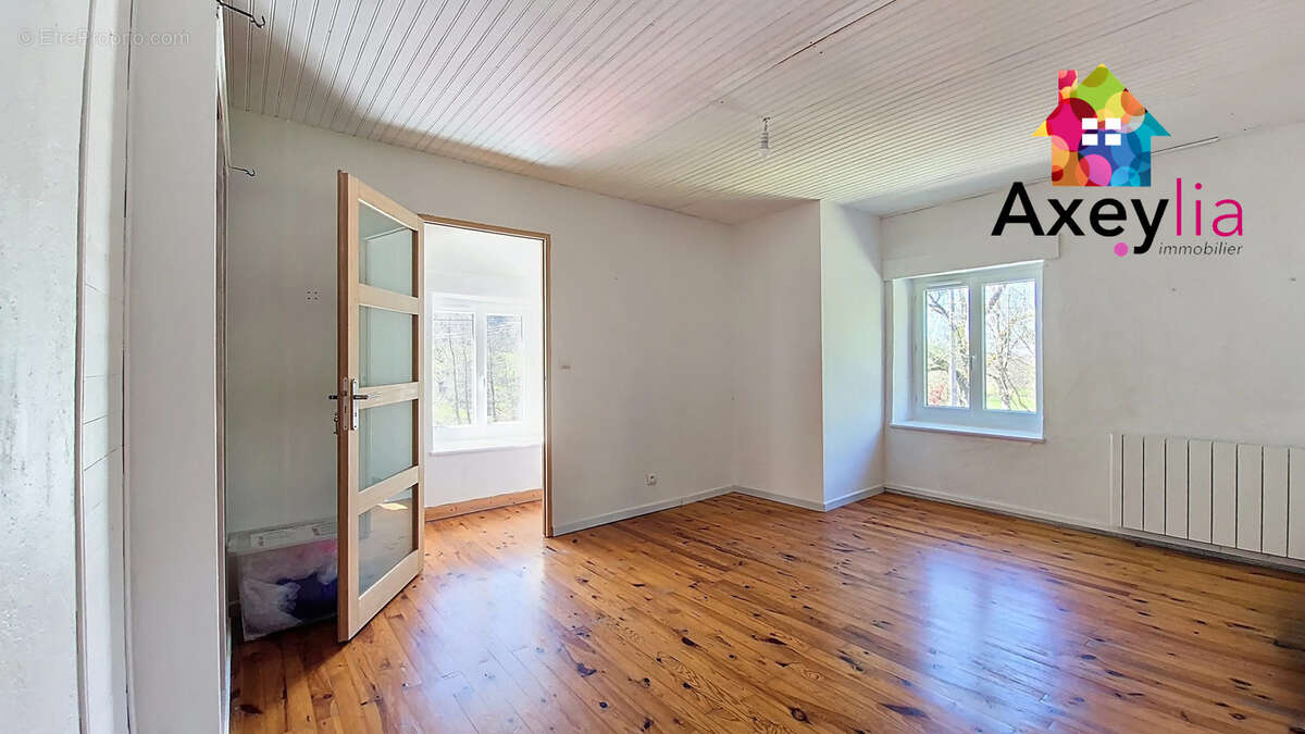 Maison à CHAUFFAILLES